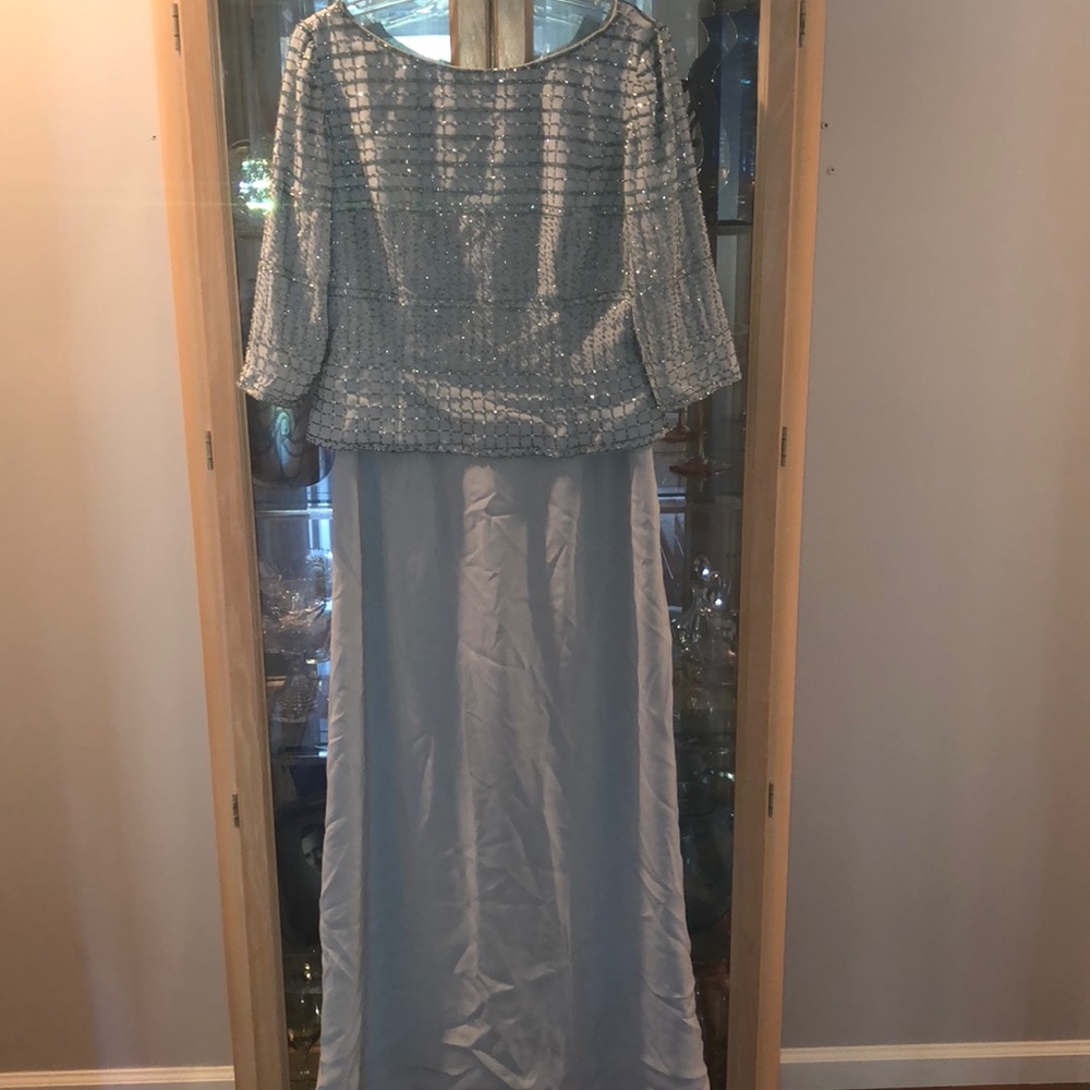 Women’s gown
